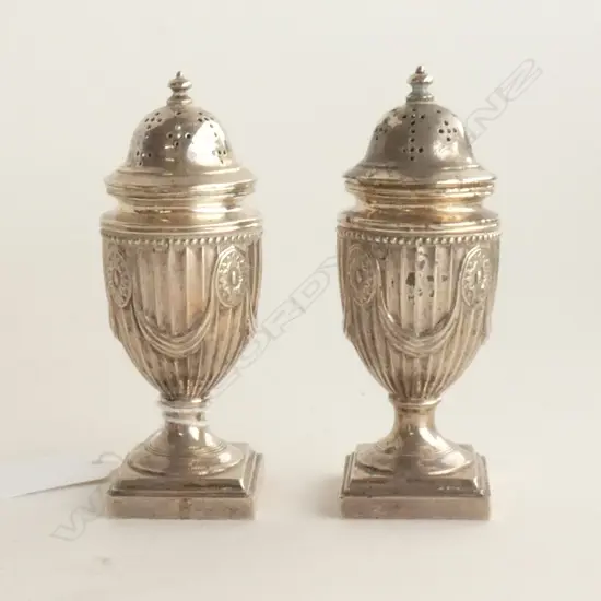 STG SILVER SALT & PEPPER PAIR H.100mm SHEFFIELD, 1919 124 GRAMS