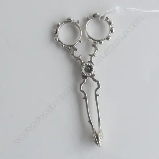 STG SILVER SUGAR NIPS LONDON C1770 40GMS