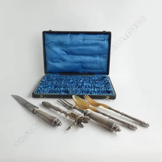 CASED FRENCH 950 SILVER VINTAGE 5 PCE CARVING SET