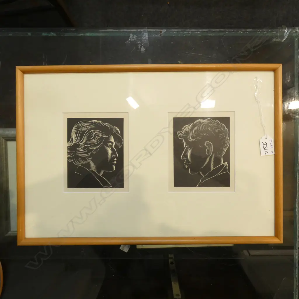 E. MERVYN TAYLOR - WOOD ENGRAVINGS - TWO PORTRAITS FRAMED TOGETHER. EACH H. 140 X W. 120MM Image 1++