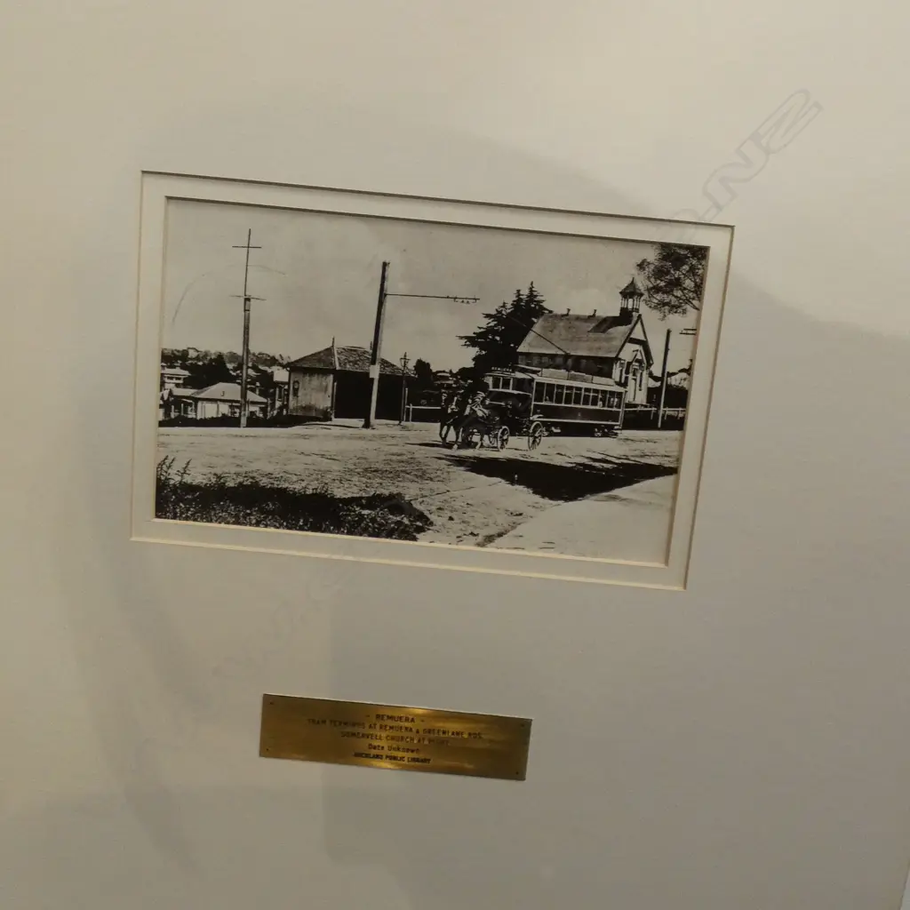 LOT 4 ASST HISTORICAL PRINTS OF AUCKLAND WITH BRASS PLAQUE - EACH 142 X 235MM Image 1++