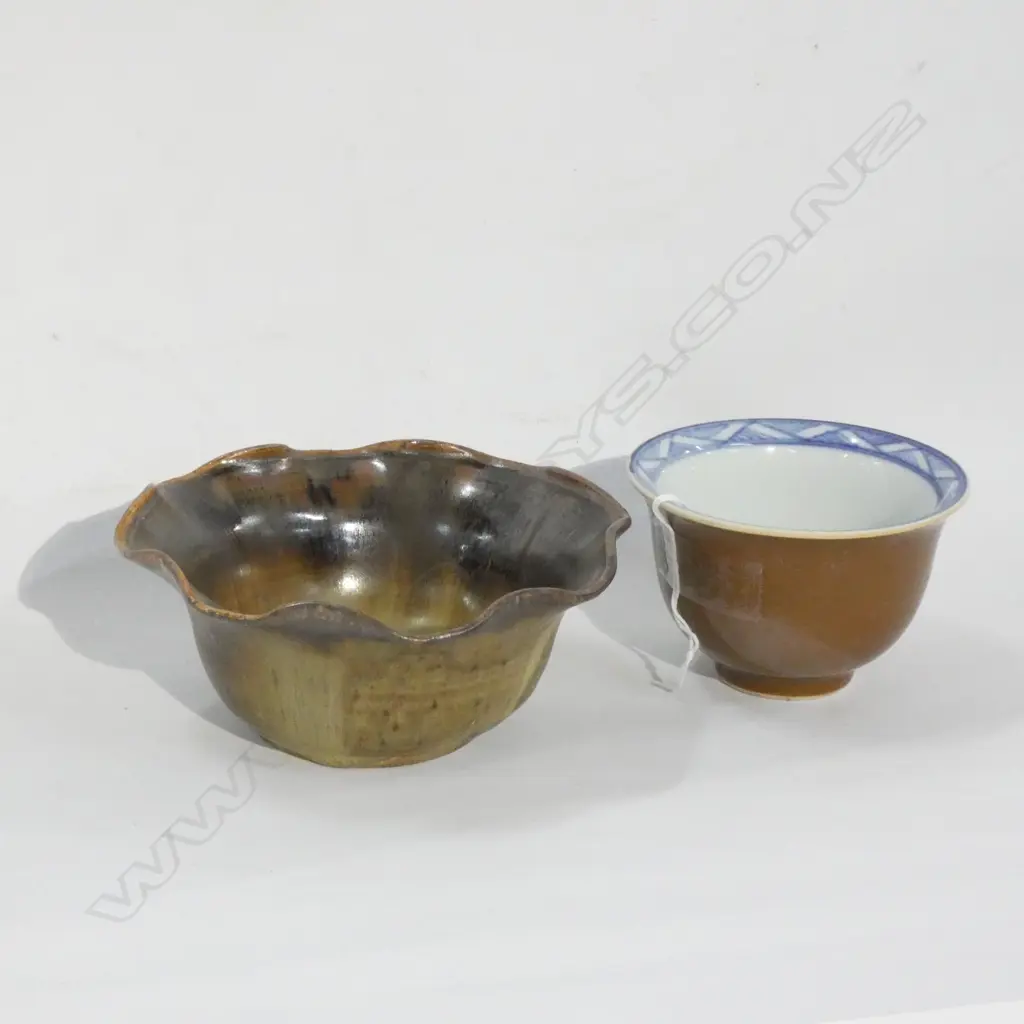 KANGXI STYLE CUP & MING STYLE BOWL 140mm dia Image 1++