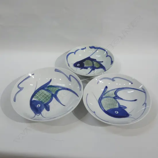 3 CHINESE B/W FISH PLATES