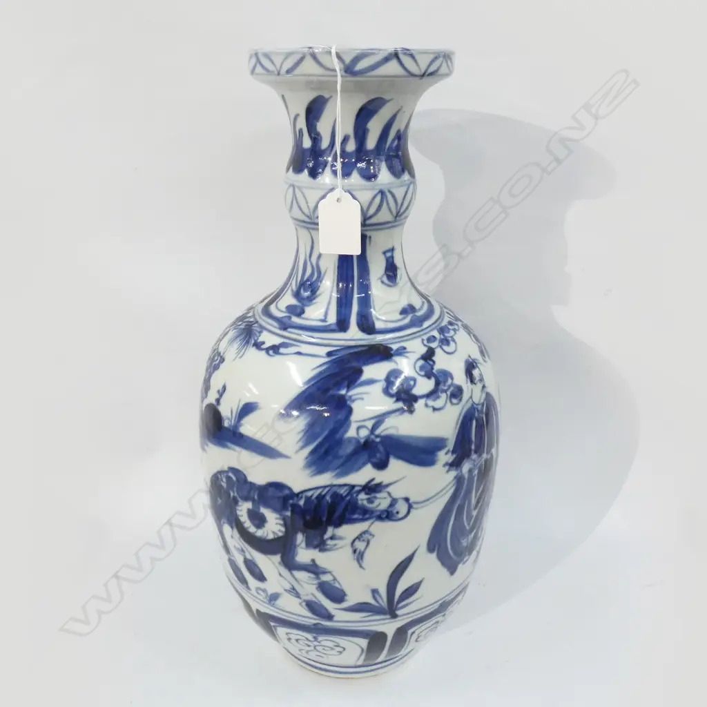 MING STYLE B/W VASE w. MARKS TO BASE H.430mm Image 1++