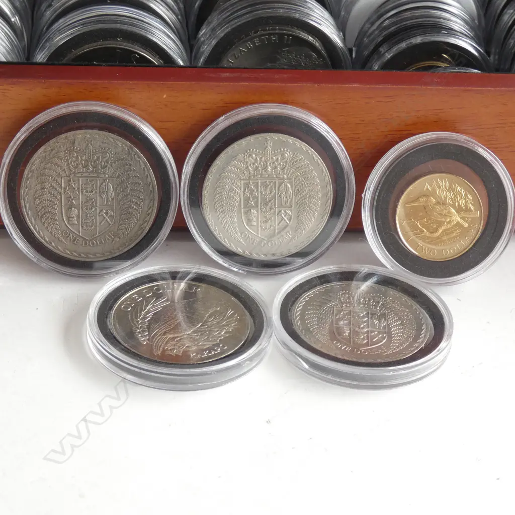 BOX OF 50 CASED COINS NZ UNC CROWNS + 50c + $2 ETC Image 1++