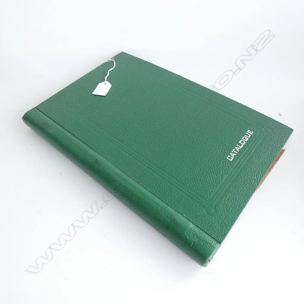 STAMP ALBUM - BRITISH STAMPS Image 1++