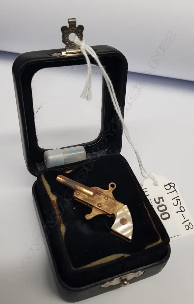MINIATURE GUN AND BULLET MOTHER OF PEARL HANDLE Image 1++