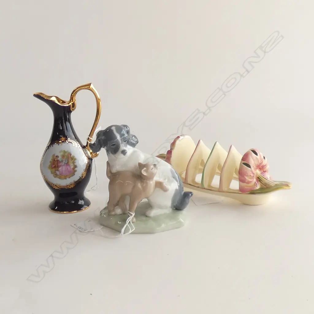 ROYAL WINTON TIGER LILY 4 SLICE TOAST RACK / NAO CAT & DOG (H 105MM) & LIMOGES JUG (H140MM) Image 1++