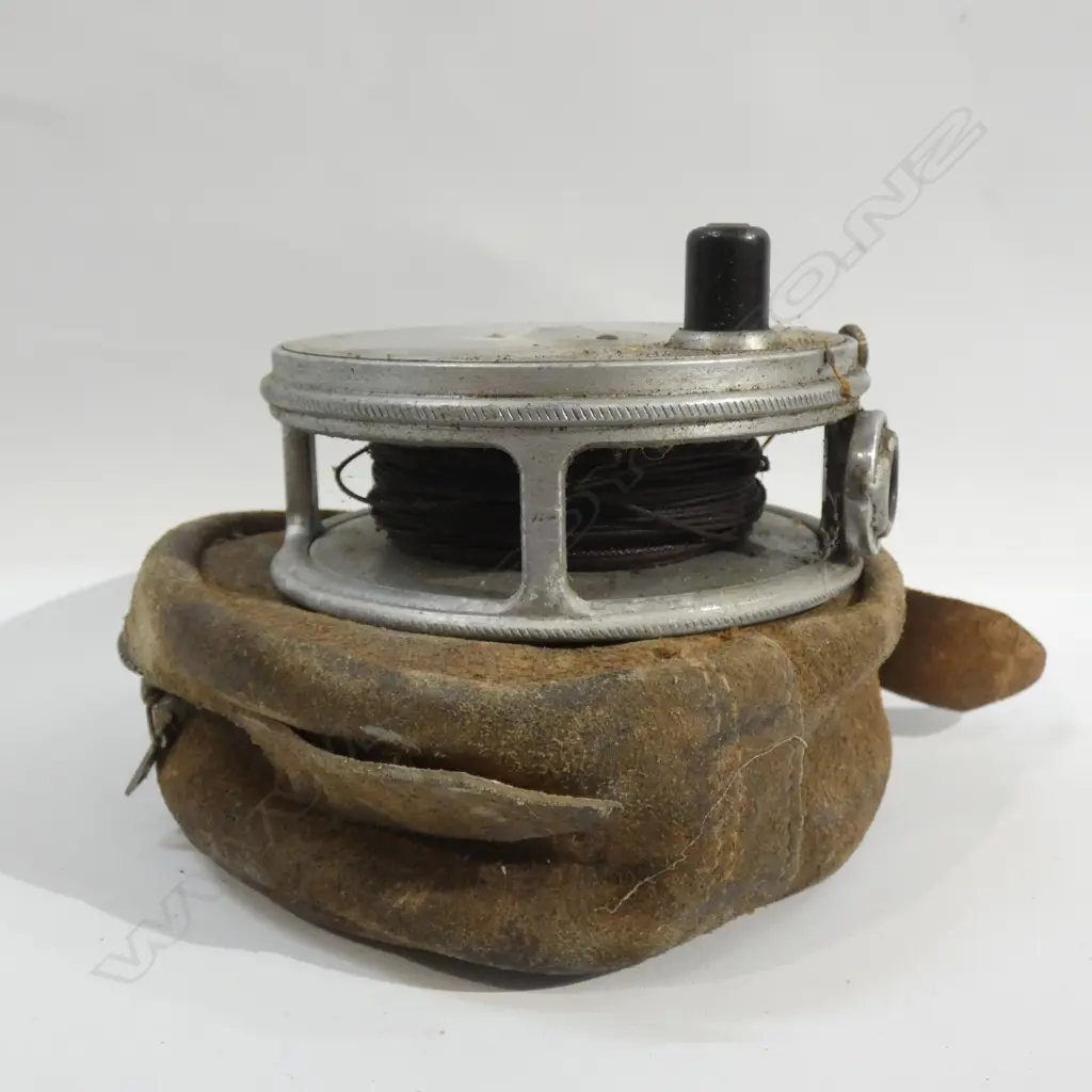 ALUMINIUM FISHING REEL, F. STEANS CHCH Image 1++