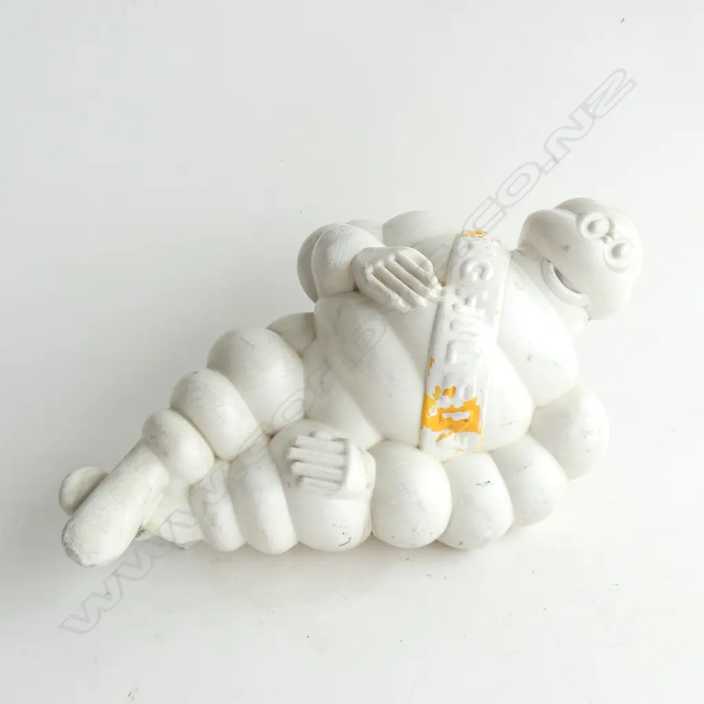 VINTAGE PLASTIC MICHELIN MAN H. 360MM Image 1++