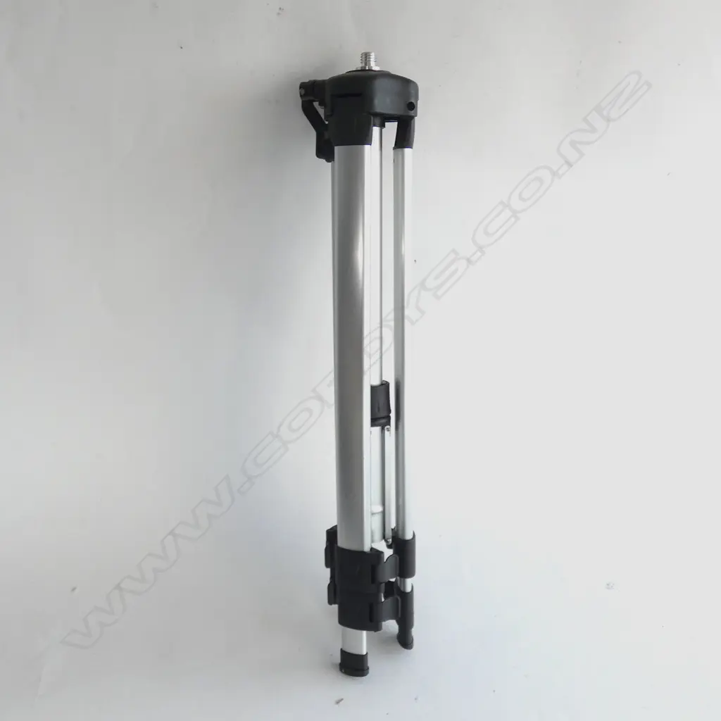 ALUMINIUM ALLOY CAMERA STAND IN CARRY BAG H. 1200MM Image 1++