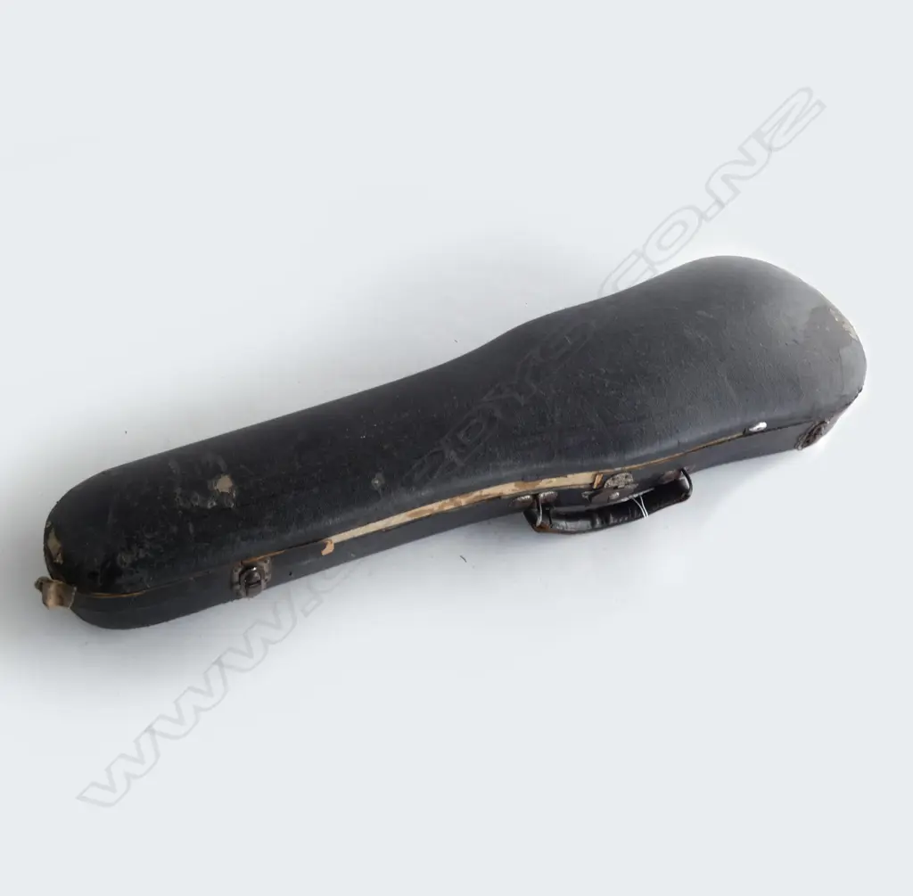 OLD VIOLIN (L.550mm) IN CASE Image 1++