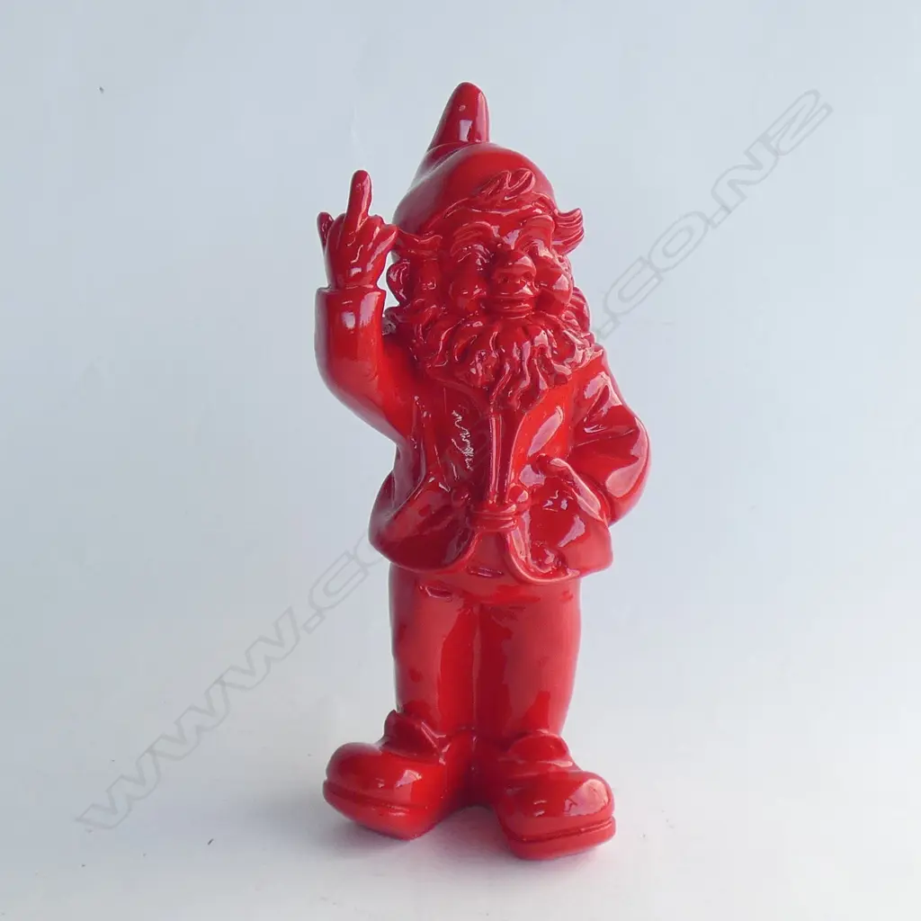 RED RESIN GNOME  H300 Image 1++