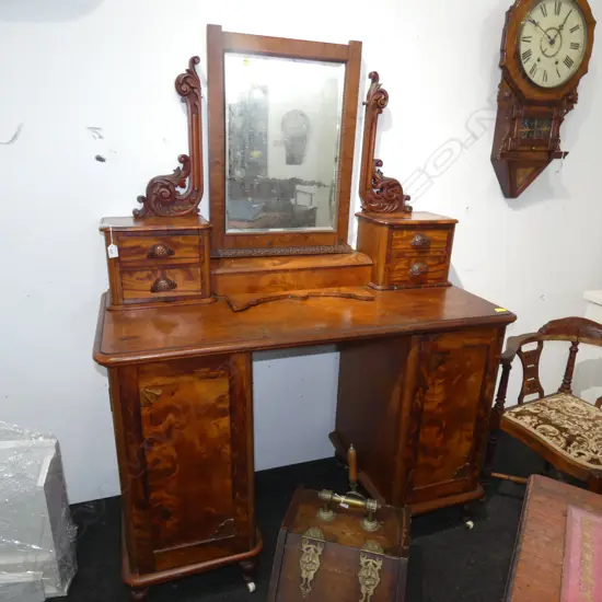 VICTORIAN KAURI DRESSING TABLE NEEDS SOME RESTORATION