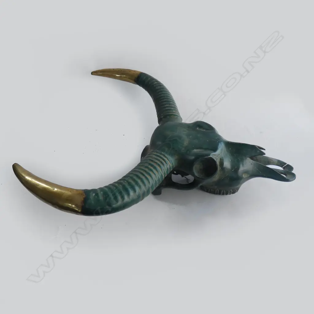 METAL SKULL CATTLE BEAST  POLISHED HIGHLIGHTS H810 W720  Image 1++