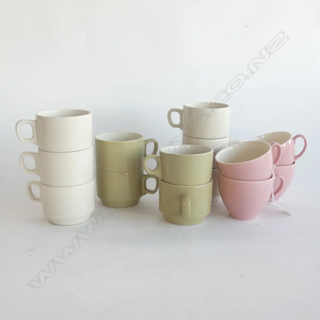 14 CROWN LYNN CUPS; COLOUR GLAZE ETC Image 1++