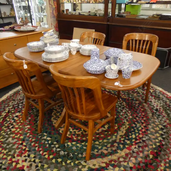 RIMU DINING SUITE; TABLE & 4 CHAIRS 1580x890mm