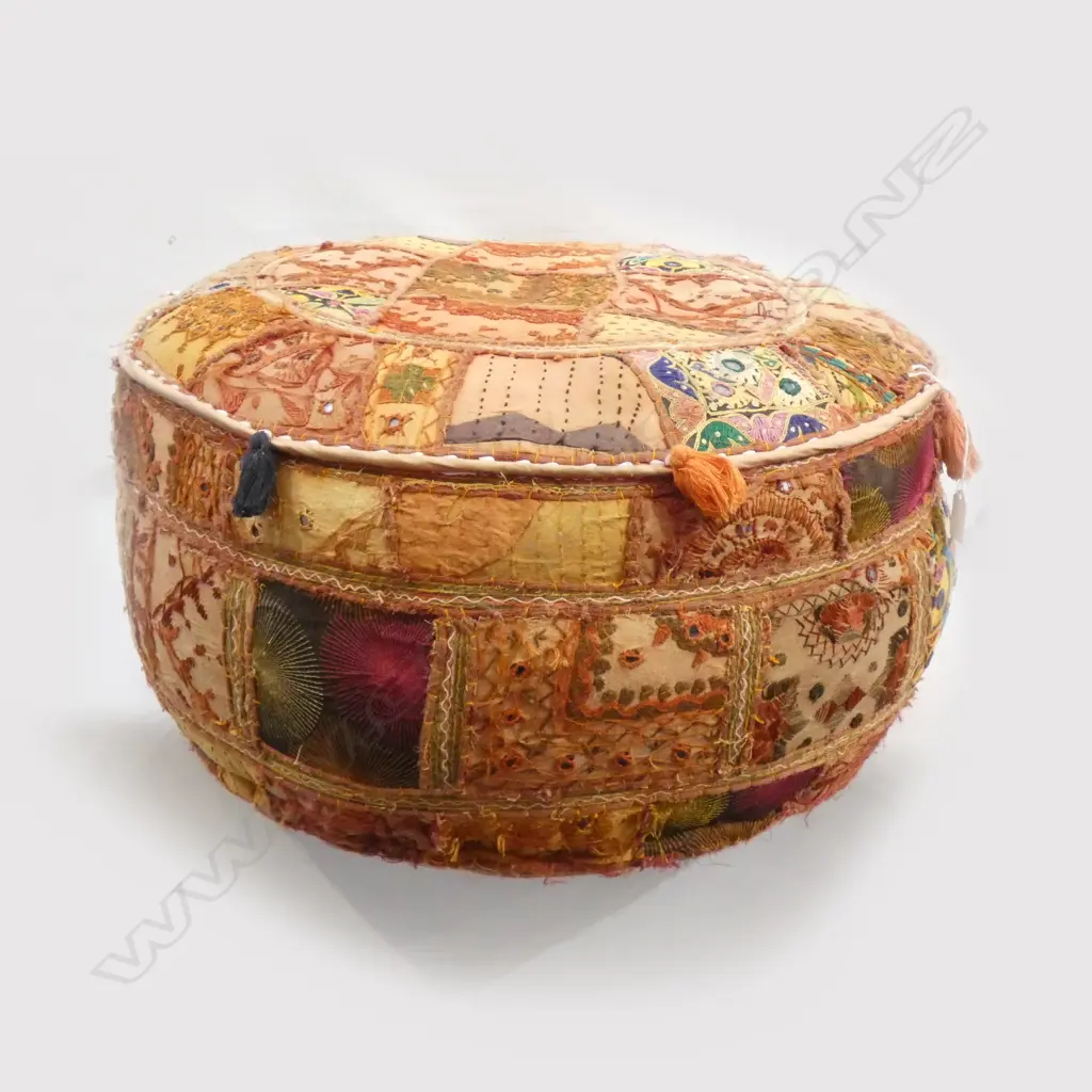 BOHO PATCHWORK POOF DIA 600MM Image 1++