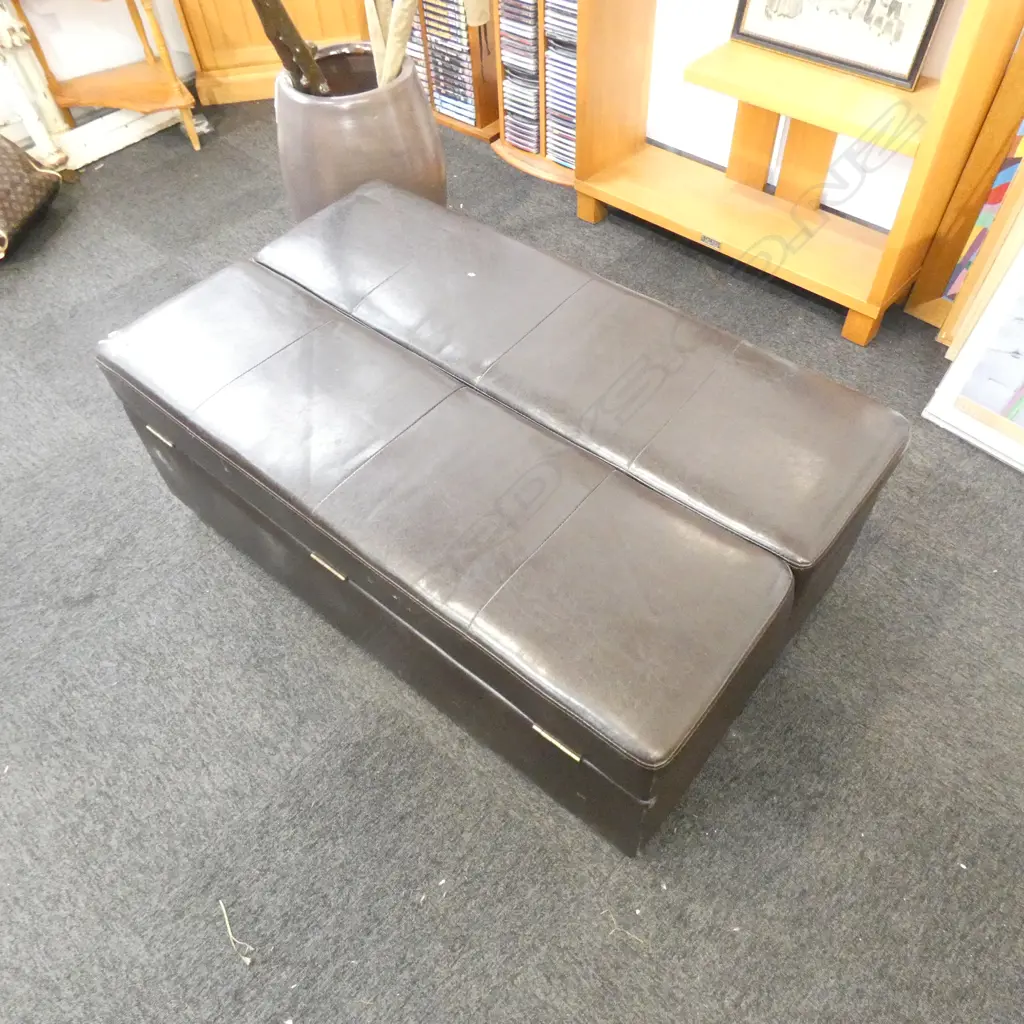 BROWN VINYL OTTOMAN / FOLD OUT BED 1200x700x450mm Image 1++