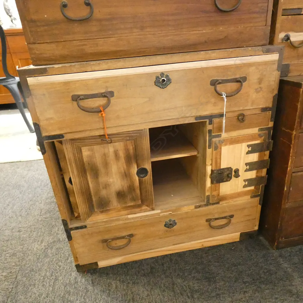 SM VINTAGE JAPANESE KO-DANSU CABINET 3 DRAWERS & 3 CUPBOARDS (2 SLIDING) W/KEY 590 X 340 X 600MM Image 1++