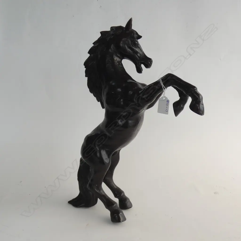 BRONZE HORSE STANDING  H460 Image 1++