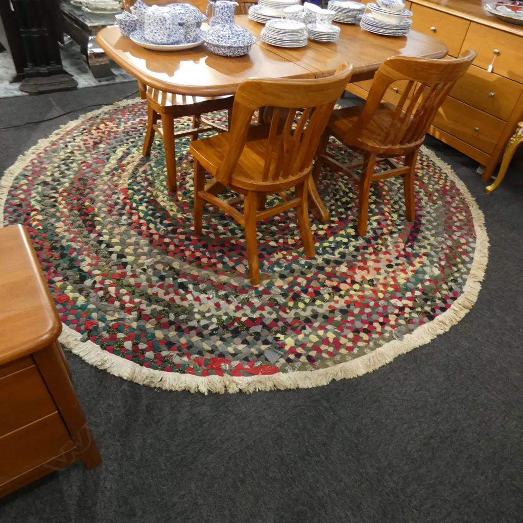 CIRCULAR VINTAGE RAG RUG AF... Image 1++