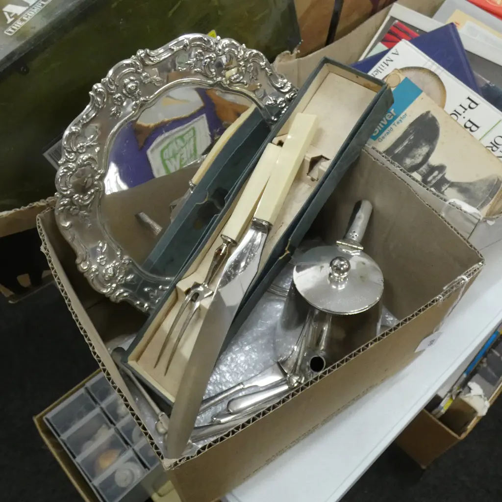 BOX ASST SILVER PLATE INCL TRAY + CARVING SET Image 1++