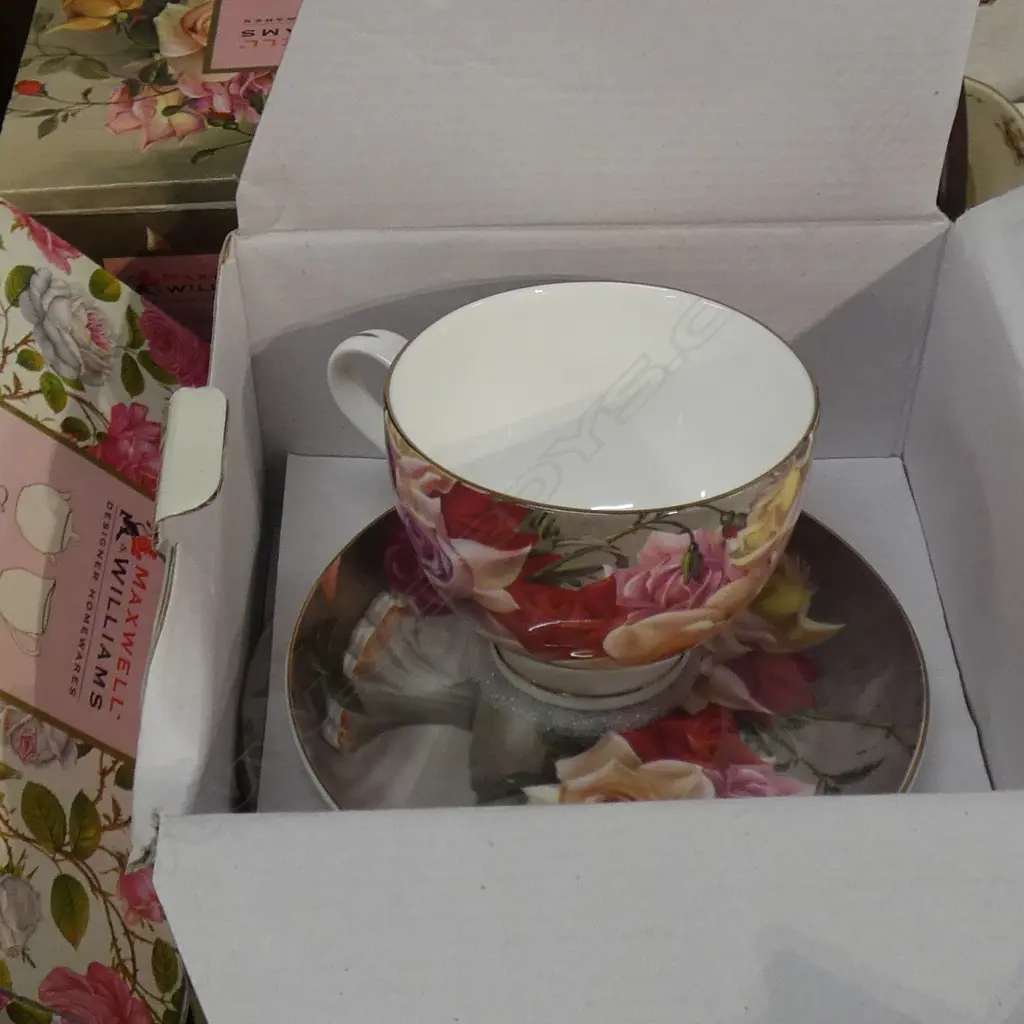 BOX LOT NORITAKE PART DINNER SERVICE ETC Image 1++