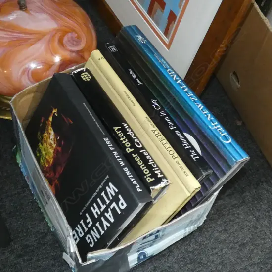 SM BOX BOOKS; POTTERY INCL MICHAEL CARDEW 