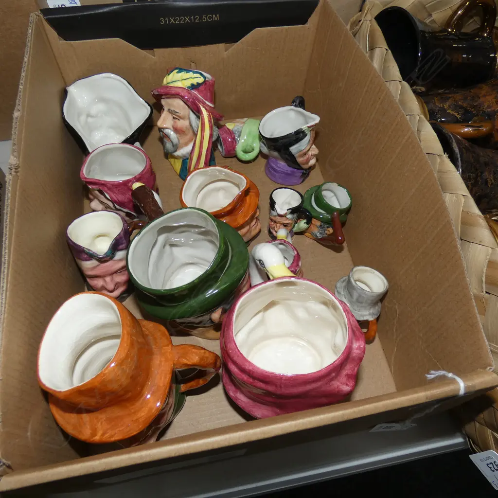 SM BOX ASST ARTONE CHARACTER JUGS - 3 SIZES  Image 1++