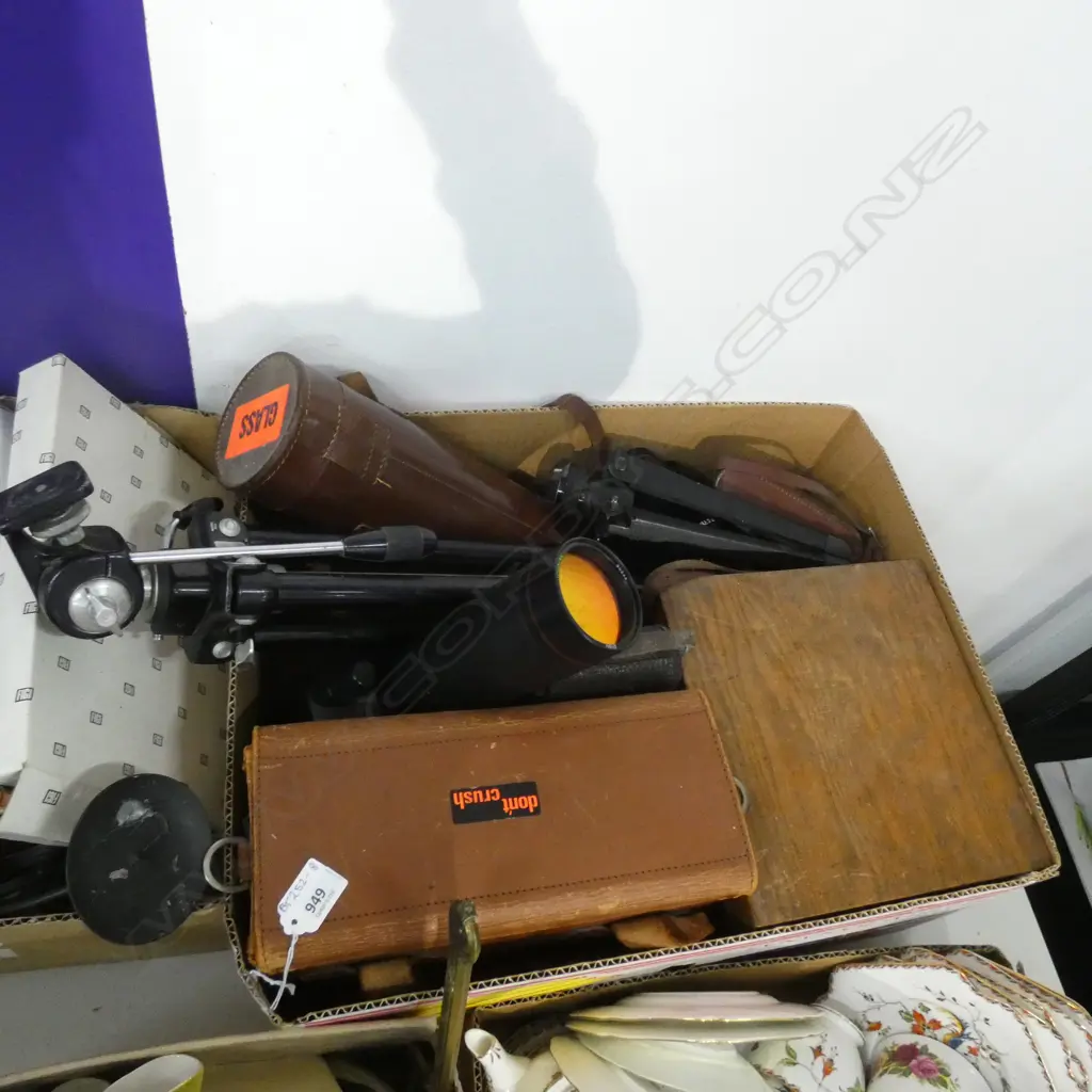 BOX LOT ASST CAMERAS & EQUIPMENT; TRIPODS, LENSES ETC  Image 1++