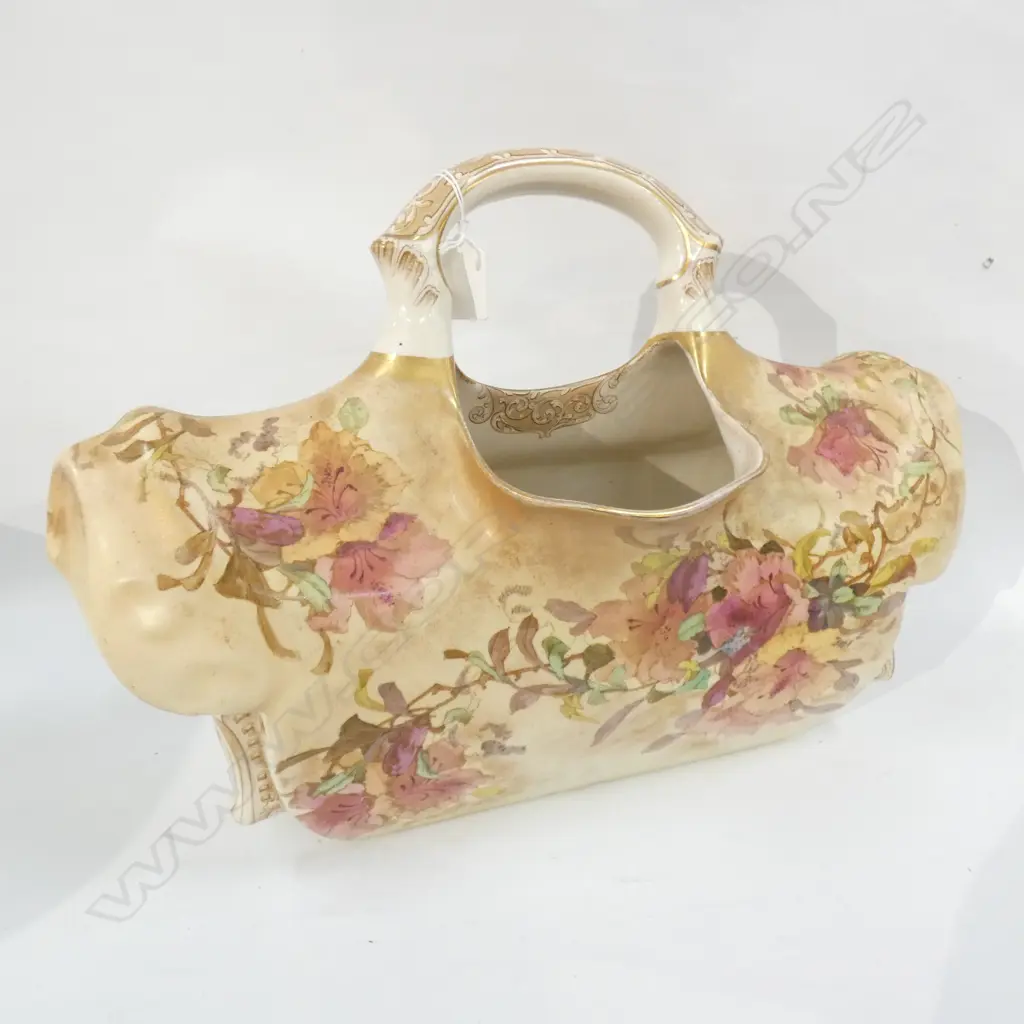 VICTORIAN CERAMIC BASKET W.440mm Image 1++
