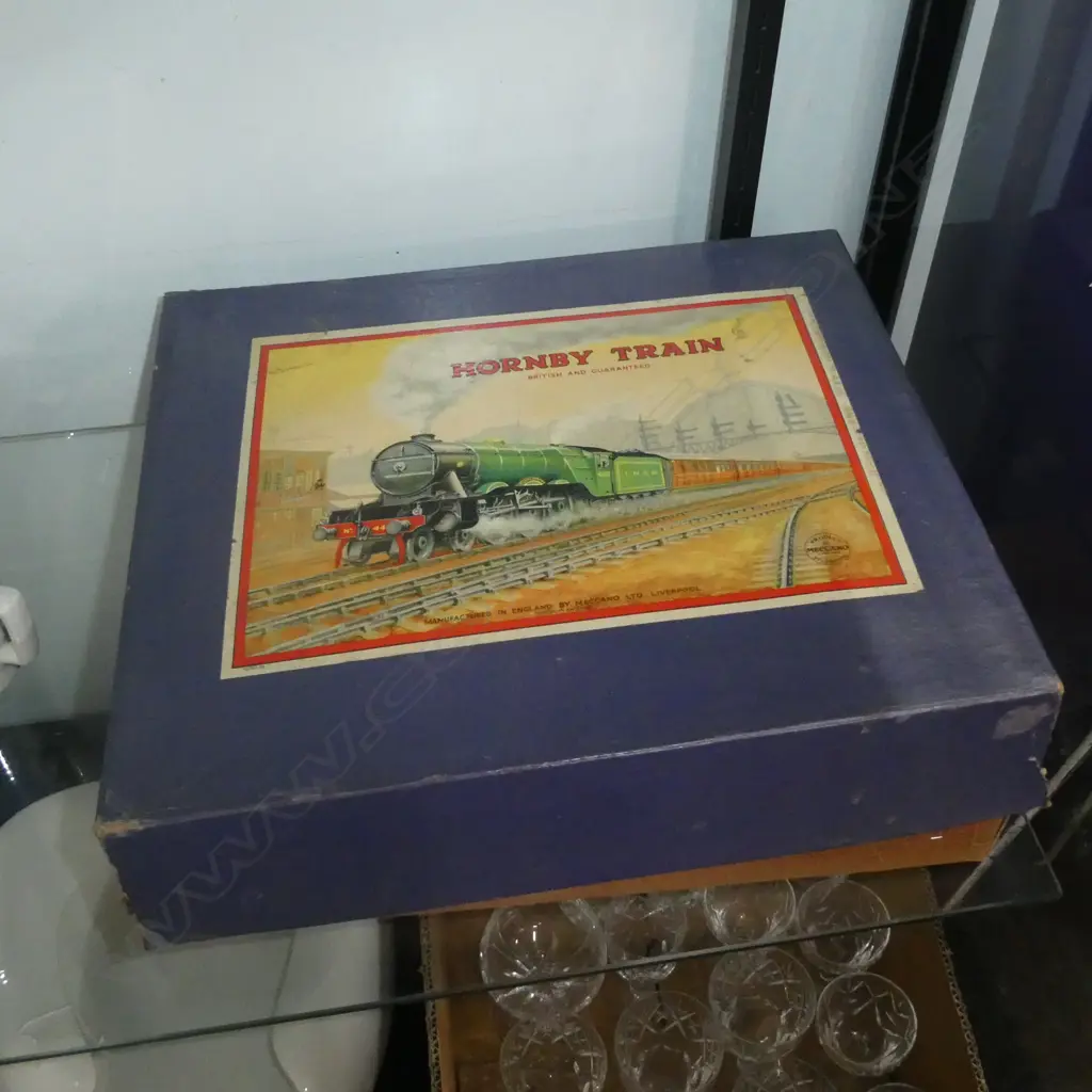 VINTAGE HORNBY TRAINSET (BOX A.F) Image 1++