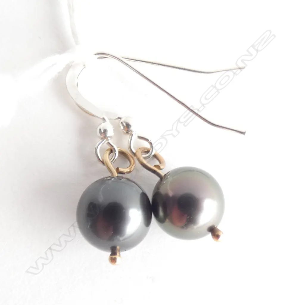 PAIR TAHITIAN BLACK PEARL EARRINGS 9CT GOLD RINGS/SILVER HOOKS Image 1++