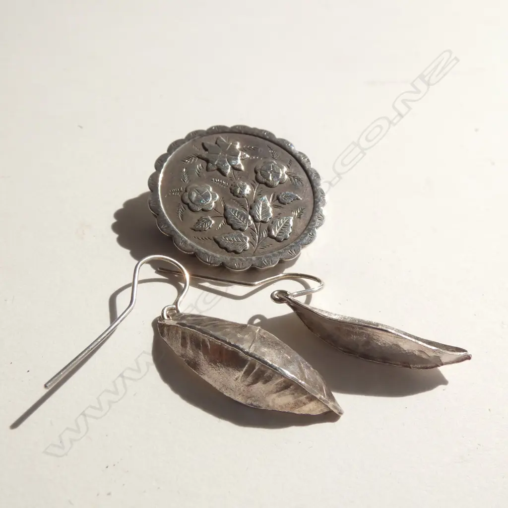 STG SILVER VICTORIAN MOURNING BROOCH + EARRINGS Image 1++