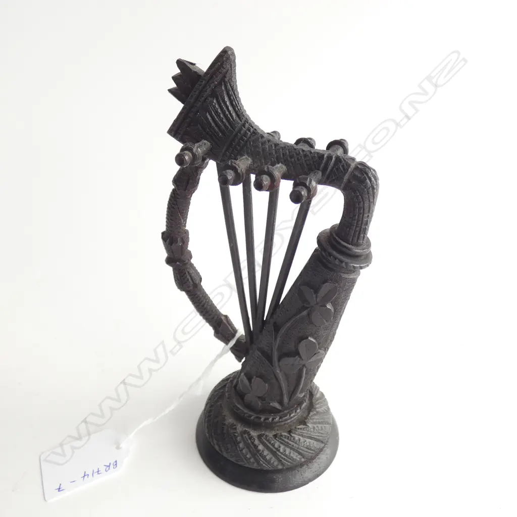 OLD IRISH BOG OAK CARVED ORNAMENTAL HARP (H) 160mm Image 1++
