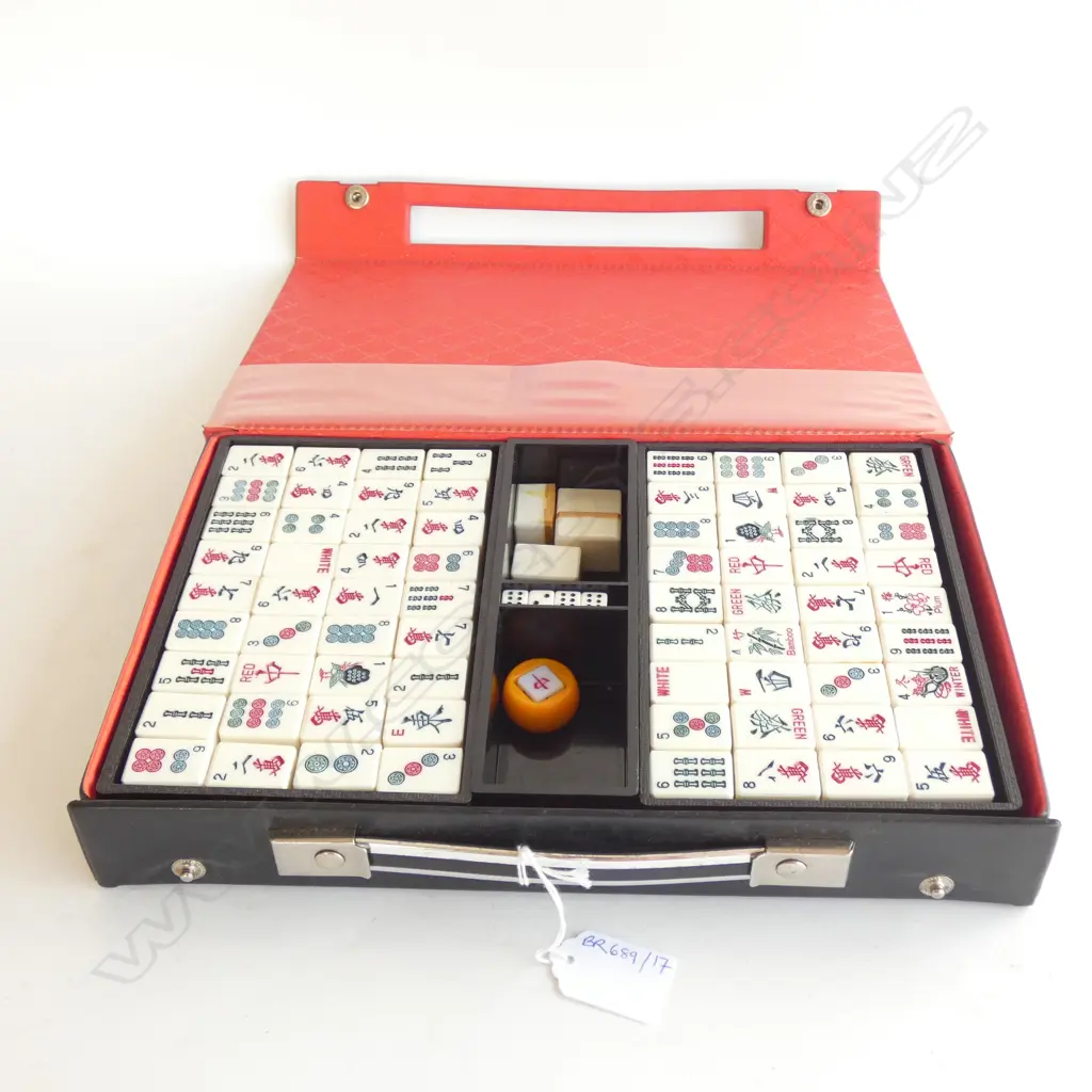 CASED MAH JONG SET W.295mm Image 1++
