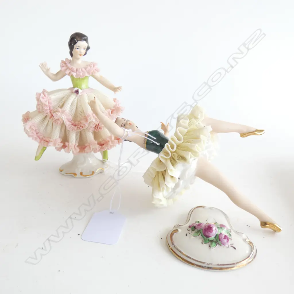 2 DRESDEN BALLERINAS AF Image 1++