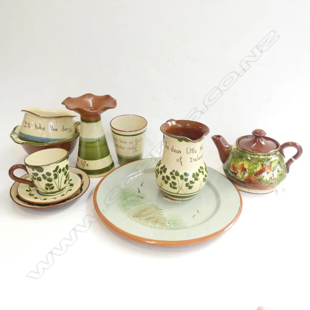 8 PCES ASST. GREEN TORQUAY WARE  Image 1++