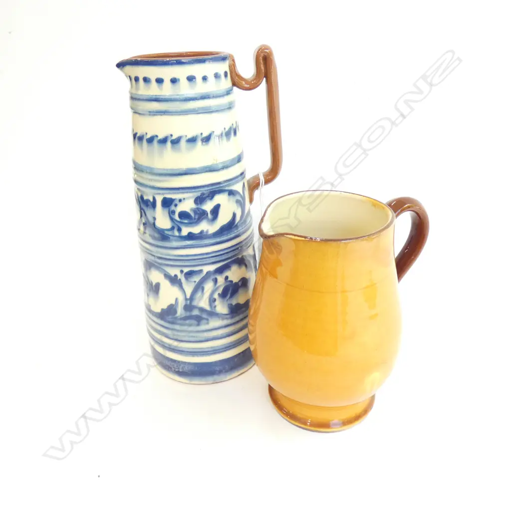 2 TORQUAY WARE JUGS; YELLOW & BLUE H.240mm Image 1++
