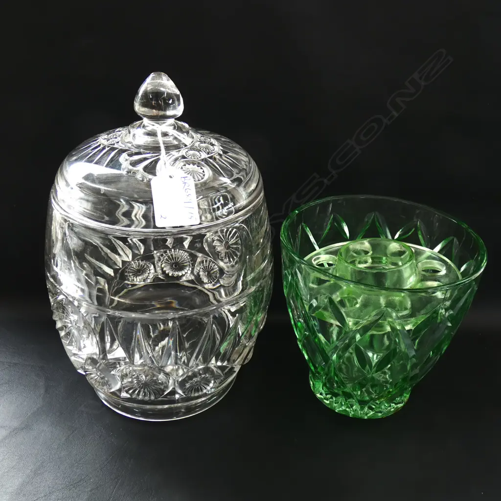2 PCES PRESSED GLASS; GREEN VASE & FROG + BISCUIT BARREL H.230mm Image 1++