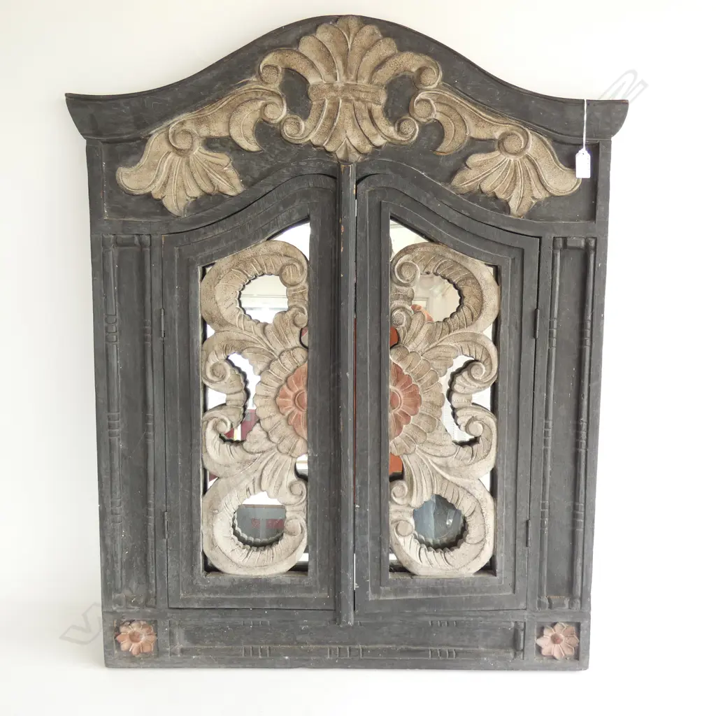 LG CARVED WOODEN FRAMED DOORS WITH MIRROR   735 X 870MM Image 1++