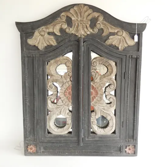 LG CARVED WOODEN FRAMED DOORS WITH MIRROR   735 X 870MM