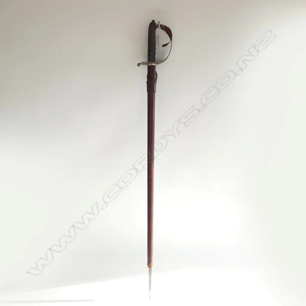1854 PATTERN GRENADIER GUARDS OFFICER'S SWORD. Image 1++
