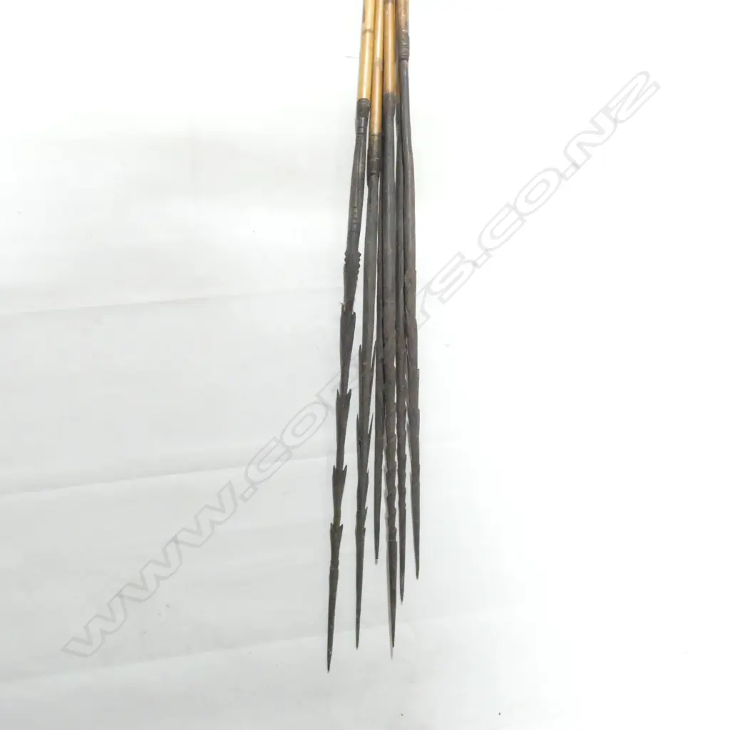 6 BAMBOO & WOODEN CARVED PNG ARROWS L. 1630 Image 1++