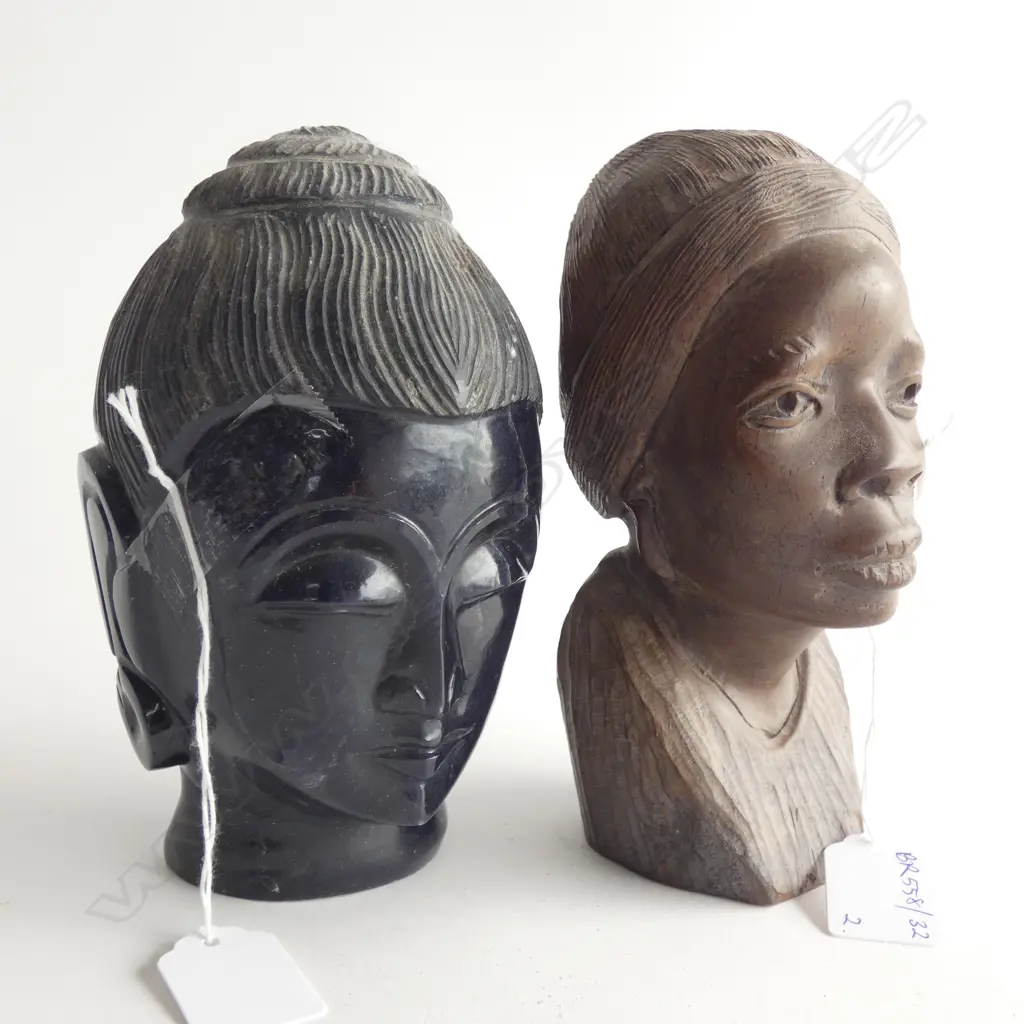 2 CARVED HEADS; BLUE STONE BUDDHA H.170mm + WOODEN AFRICAN WOMAN Image 1++