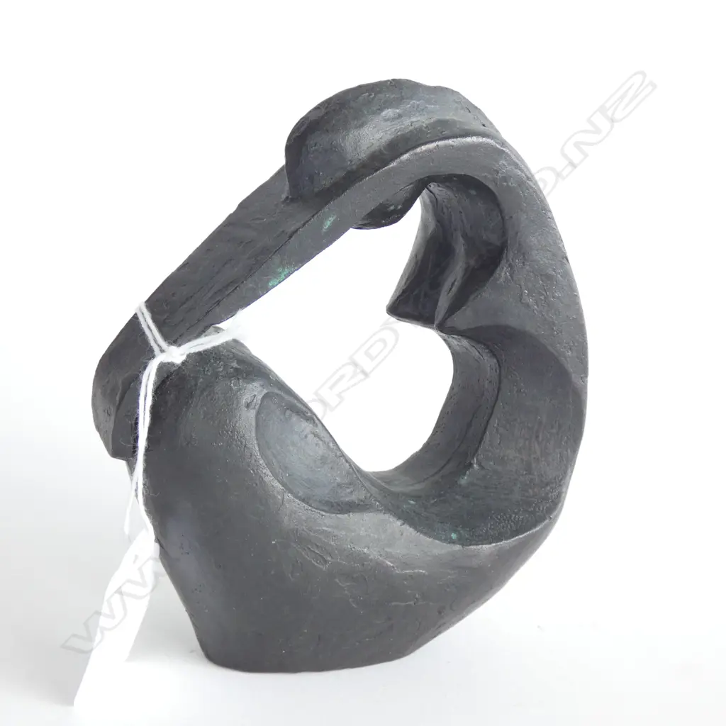 BRONZE ABSTRACT SCULPTURE OF WOMAN  Image 1++