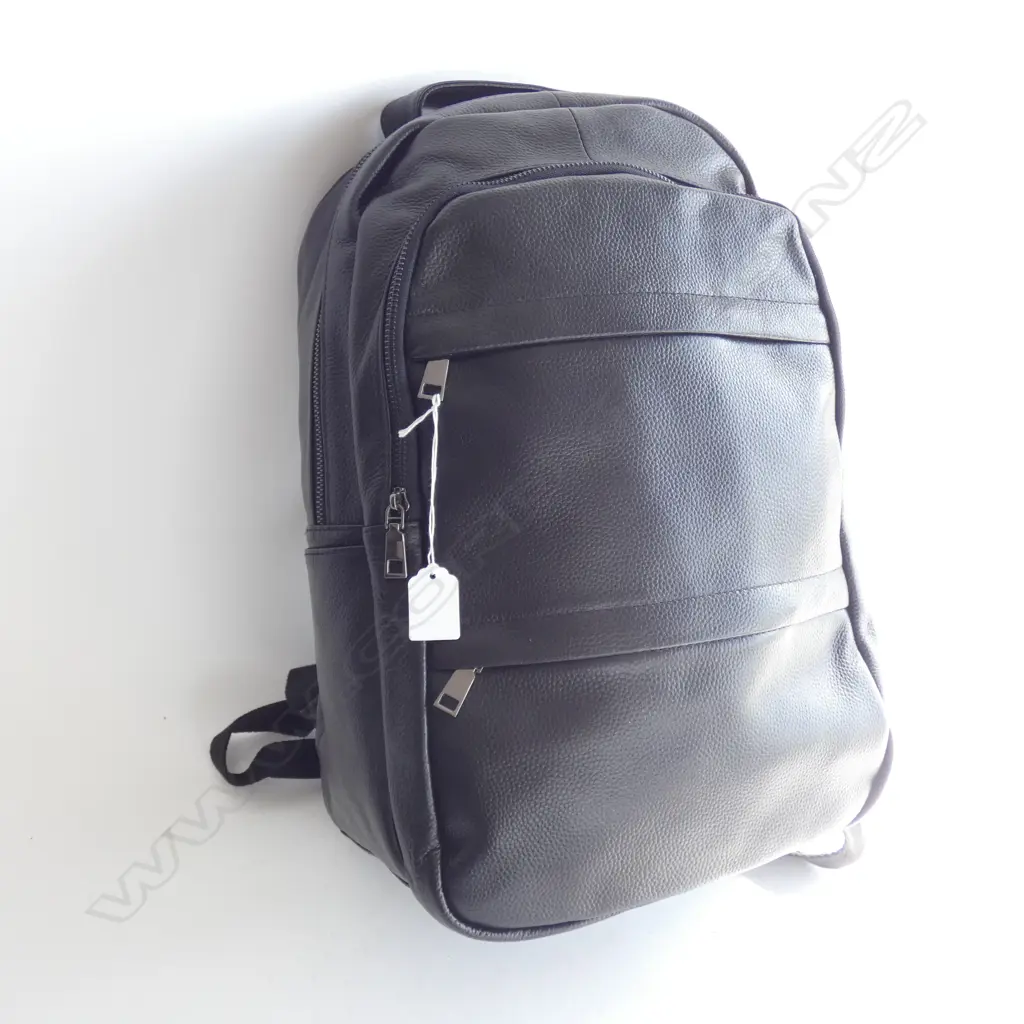 BLACK COWHIDE LEATHER BACK PACK H.450mm Image 1++