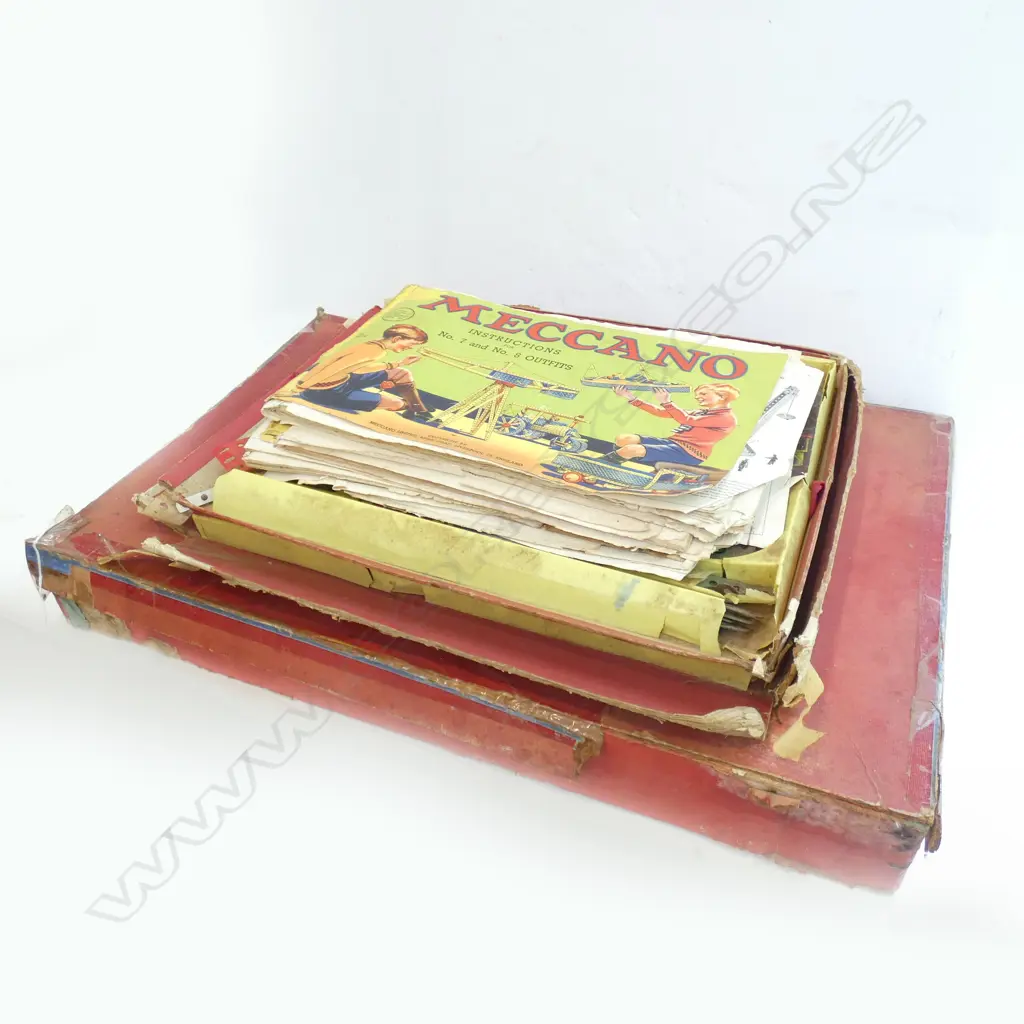 2 MECCANO SETS Image 1++