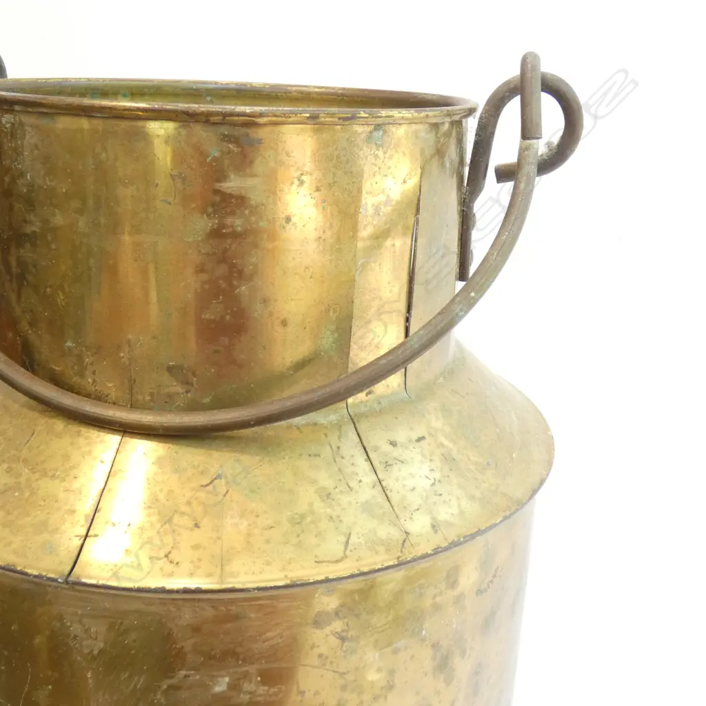BRASS MILK CONTAINER WITH HANDLE H. 415 DIA 230MM Image 1++